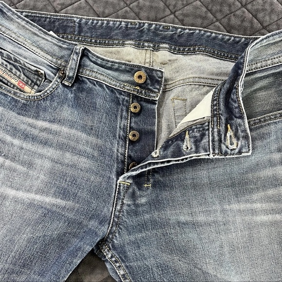 Diesel Jeans Men 32 X 30 Zantiny Bootcut Medium Wash Y2K CL - Picture 8 of 11